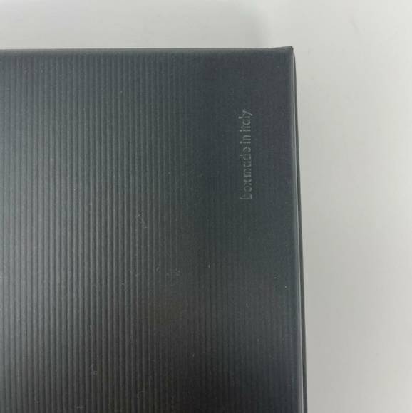 Authentic GUCCI  Black & White Shoe Box - Picture 3 of 4